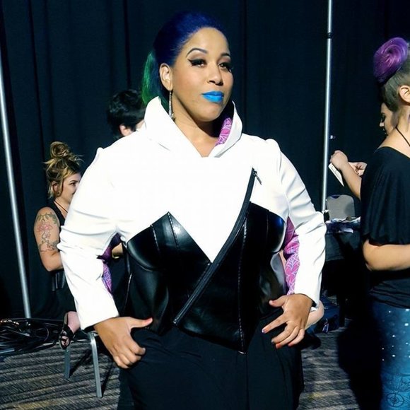 Her Universe Jackets & Blazers - Her Universe Women Of Marvel Spider-Gwen Jacket